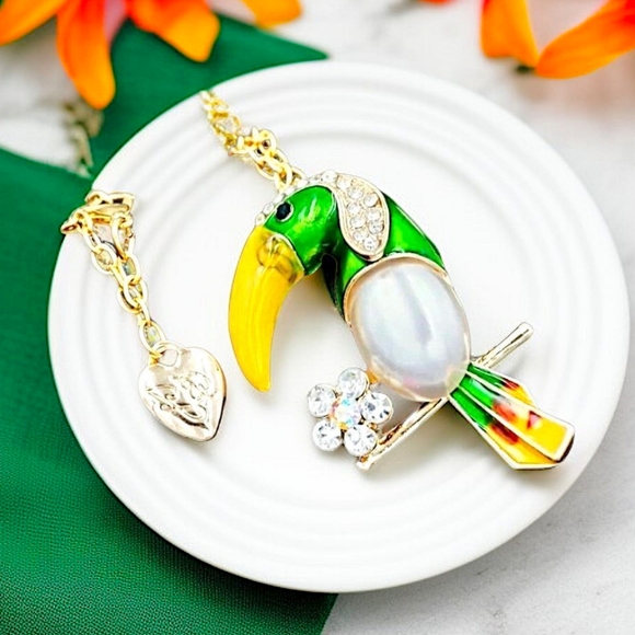 Fashion Jewelry Jewelry - Gold Plated Muticolor White Crystal Floral Toucan Brooch